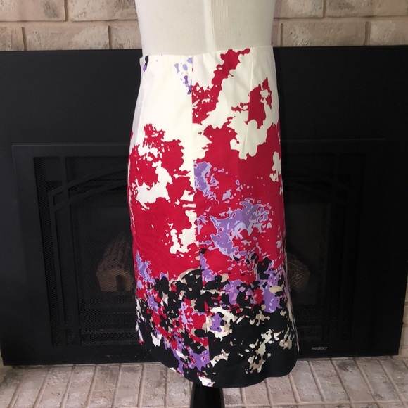 Elie Tahari Black Pink Purple Abstract Pencil Skirt size 4 - Picture 4 of 8